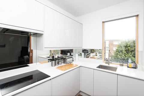 1 bedroom flat to rent, Palmerston Road, Buckhurst Hill, IG9