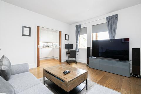 1 bedroom flat to rent, Palmerston Road, Buckhurst Hill, IG9