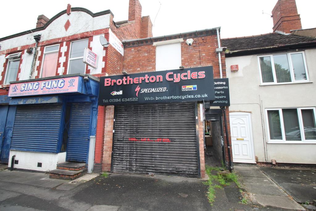 Halesowen Road, Cradley Heath B64 Retail property (high street) for