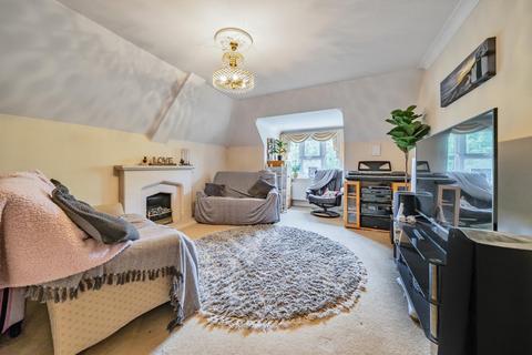 2 bedroom penthouse for sale, The Avenue, Beckenham