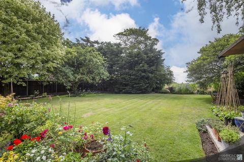 The Cottage Bell Road, Rockland St Peter, Attleborough, NR17 1UL