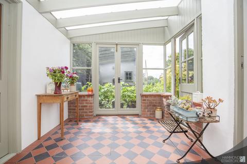 The Cottage Bell Road, Rockland St Peter, Attleborough, NR17 1UL
