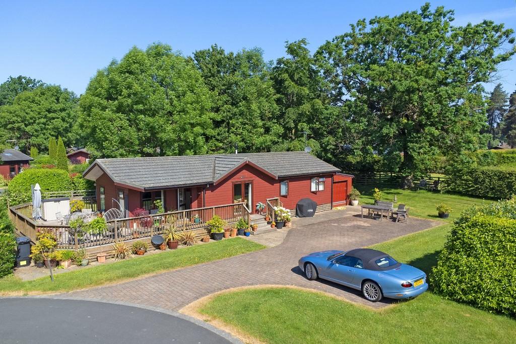 Rudding Park, Harrogate 2 bed chalet for sale £365,000