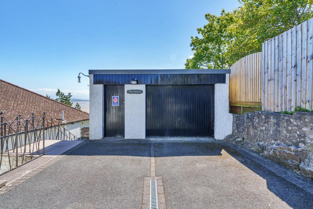 The Chalet - Garage and Parking