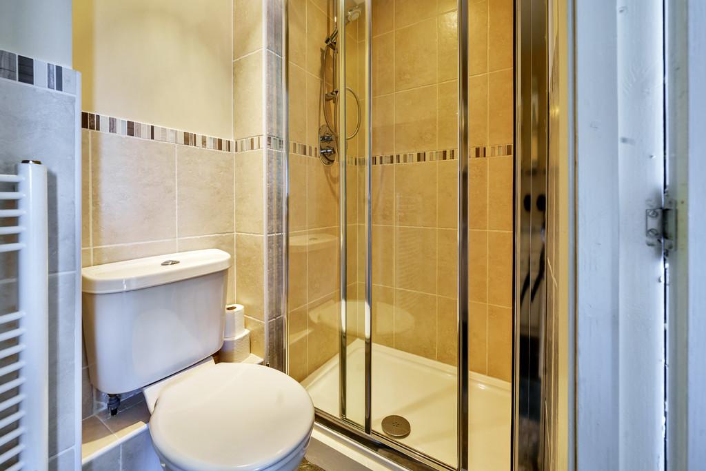 The Chalet - En-Suite Shower Room