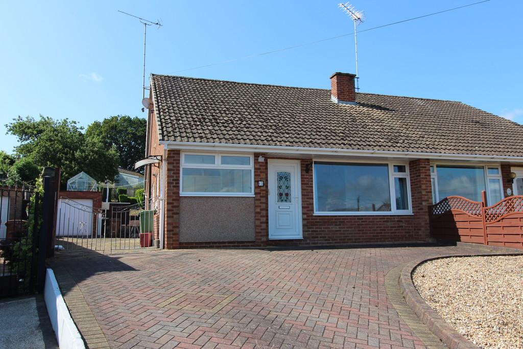 Purcell Close 3 bed semidetached bungalow £1,300 pcm (£300 pw)