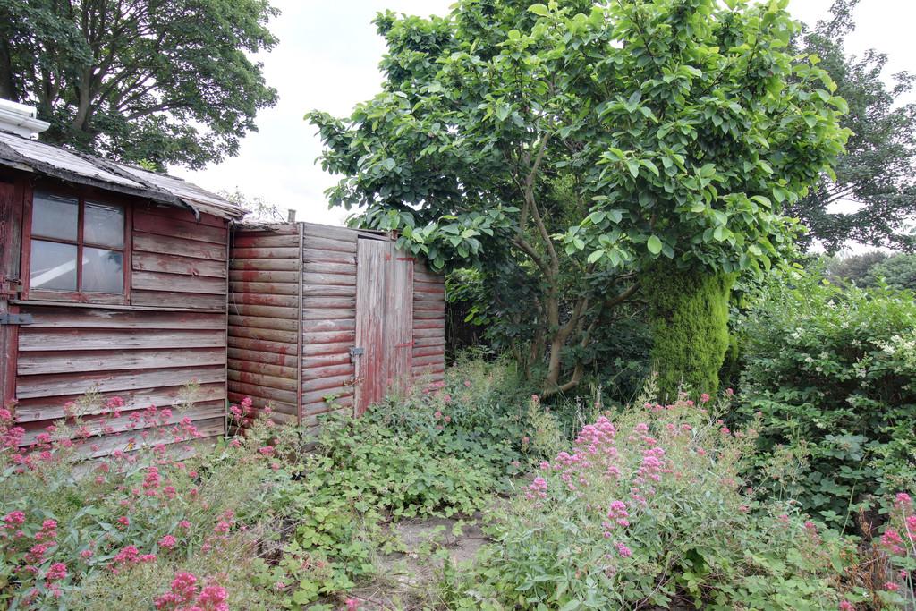 Longton Hall Road, Blurton 3 bed semidetached house for sale £115,000
