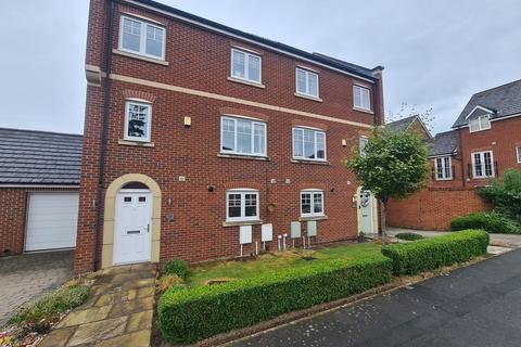 4 bedroom semi-detached house to rent, Glaisdale Court, Darlington, County Durham