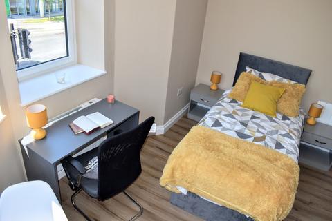 4 bedroom apartment to rent, Upper Brook Street, Manchester