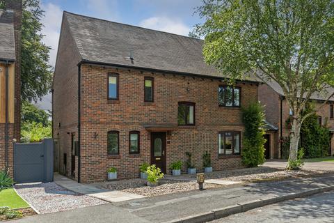7 Fairfax Close, Winchester, SO22 4LP