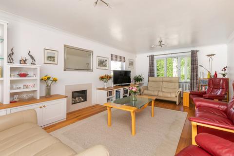 7 Fairfax Close, Winchester, SO22 4LP