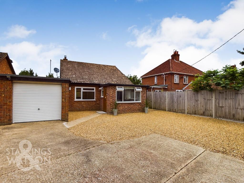 Marlingford Way, Easton, Norwich 2 bed detached bungalow for sale £