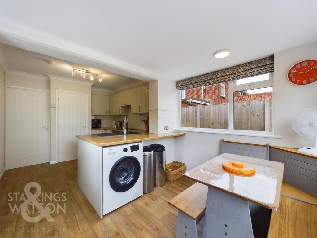 Marlingford Way, Easton, Norwich 2 bed detached bungalow £300,000