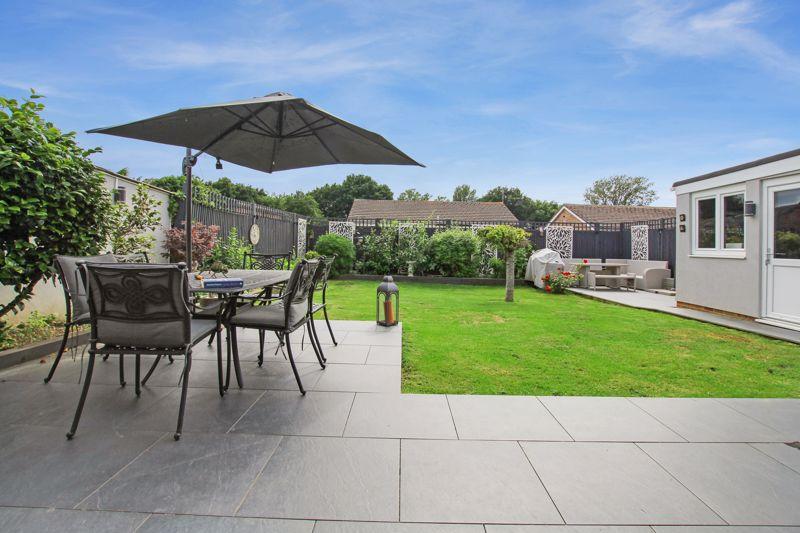 Wallis Close, Wilmington 3 bed detached bungalow for sale £695,000