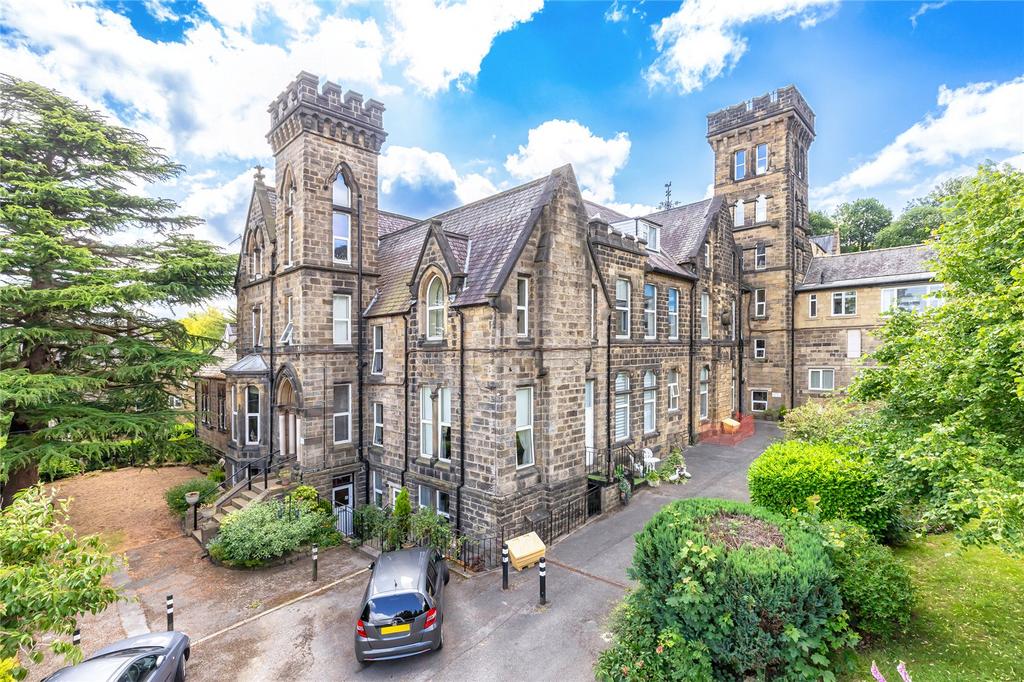 Queens Road, Ilkley, West Yorkshire... 2 bed apartment £295,000