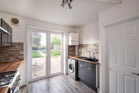 3 bedroom end of terrace house to rent, Burton Green, Clifton, York, YO30