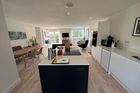 29 Treleaver Way, Truro, TR1 3PS