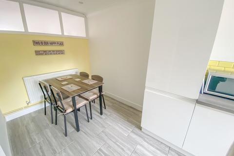 4 Millom Way, Grimsby, DN32 7EJ