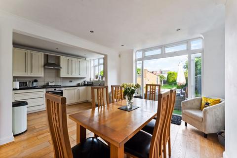 3 bedroom semi-detached house for sale - Priory Road, Sutton