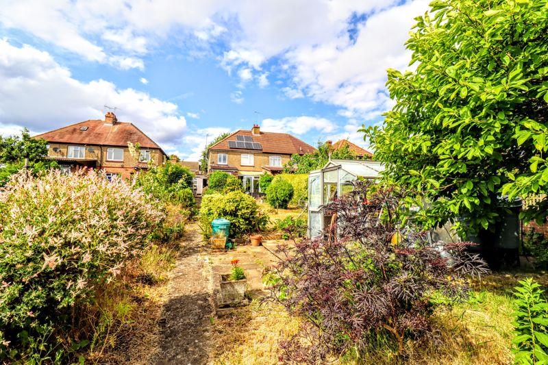 Eaton Avenue, Bletchley, Milton Keynes 3 bed semidetached house £350,000