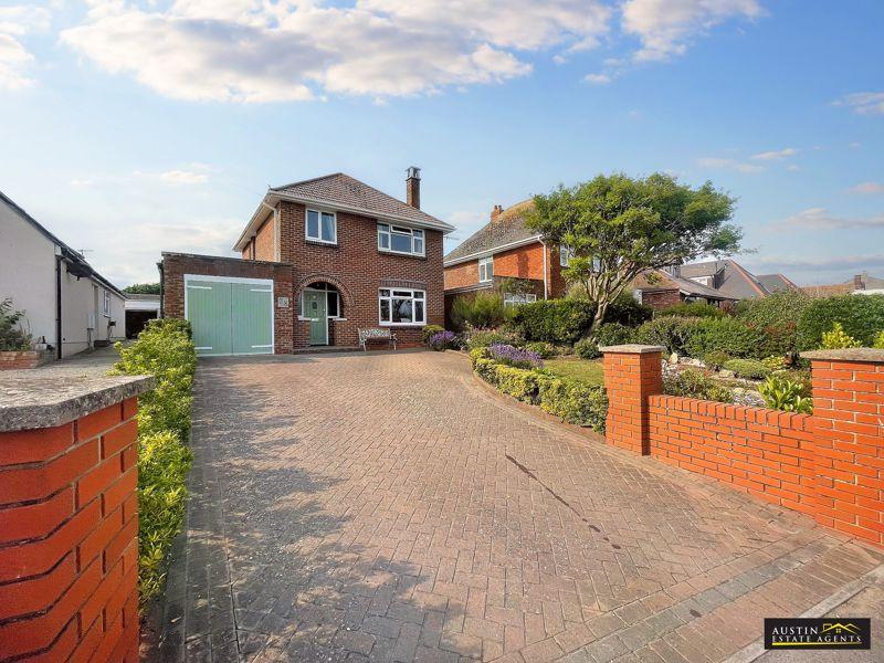 CAMP ROAD, WYKE REGIS, WEYMOUTH, DORSET 3 bed detached house for sale
