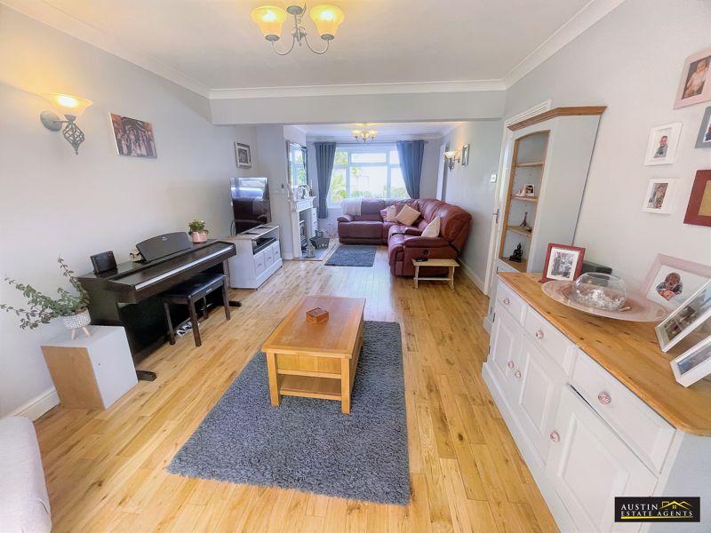 CAMP ROAD, WYKE REGIS, WEYMOUTH, DORSET 3 bed detached house for sale
