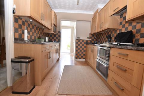 8 Dunster Close, Taunton, TA2 8EE