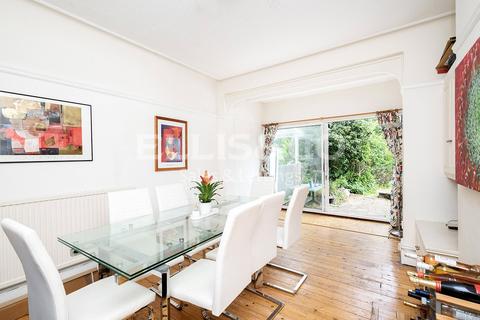 undefined, Millway, Mill Hill, London, NW7