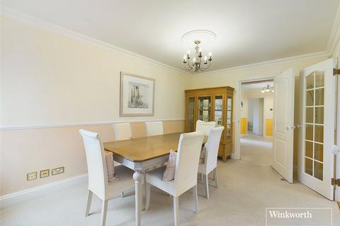 3 bedroom apartment for sale, Dellwood Park, Caversham, Reading, Berkshire, RG4