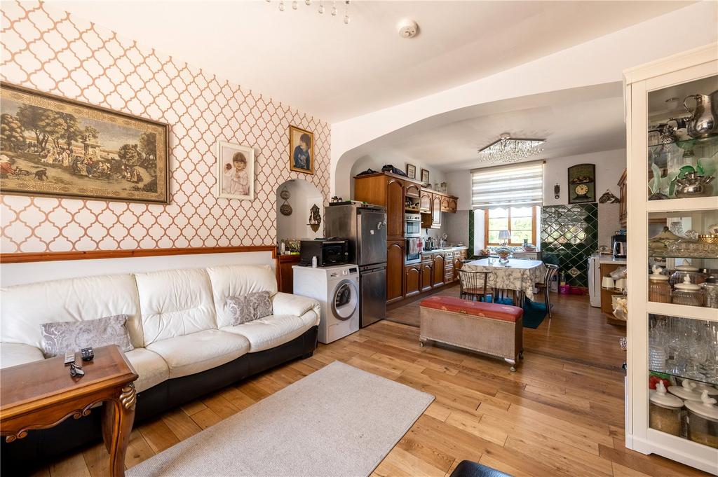Dining Room/Kitchen