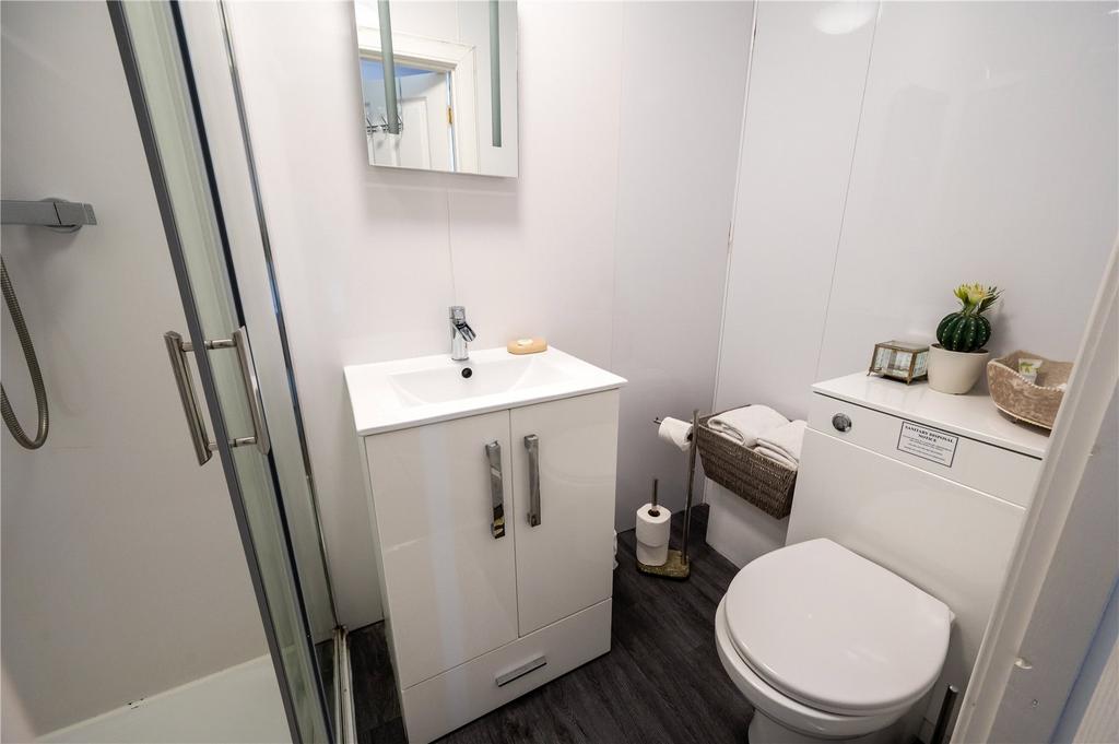 Ensuite