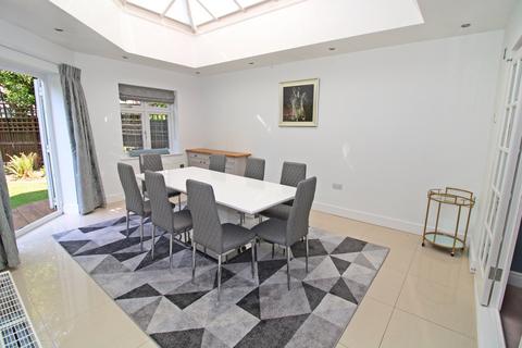 9 Bucknall Way, Beckenham, BR3 3XL