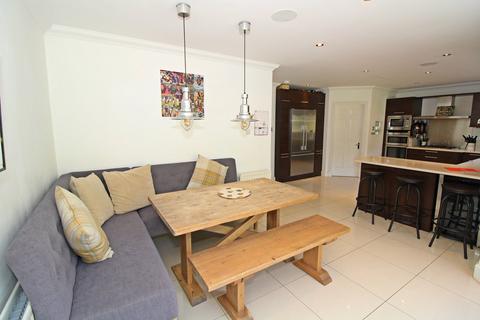 9 Bucknall Way, Beckenham, BR3 3XL