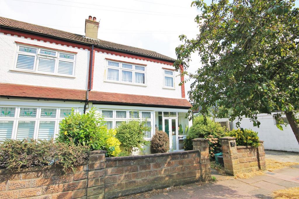 Hampden Avenue, Beckenham, BR3 3 bed end of terrace house for sale £