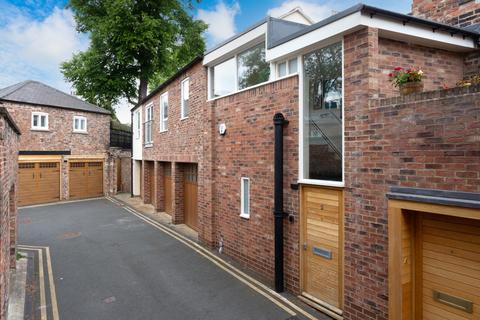2 bedroom apartment for sale, St. Leonards Mews, York, North Yorkshire, YO1