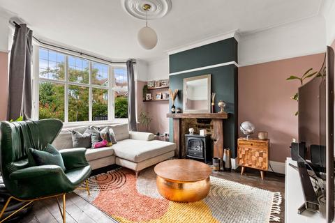 6 Ashley Avenue, Folkestone, CT19 4PT