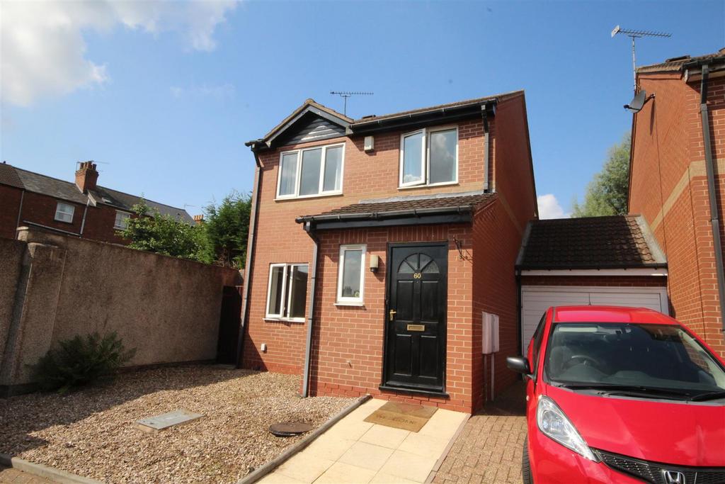 Ludlow Road, Coventry 3 bed detached house £1,100 pcm (£254 pw)