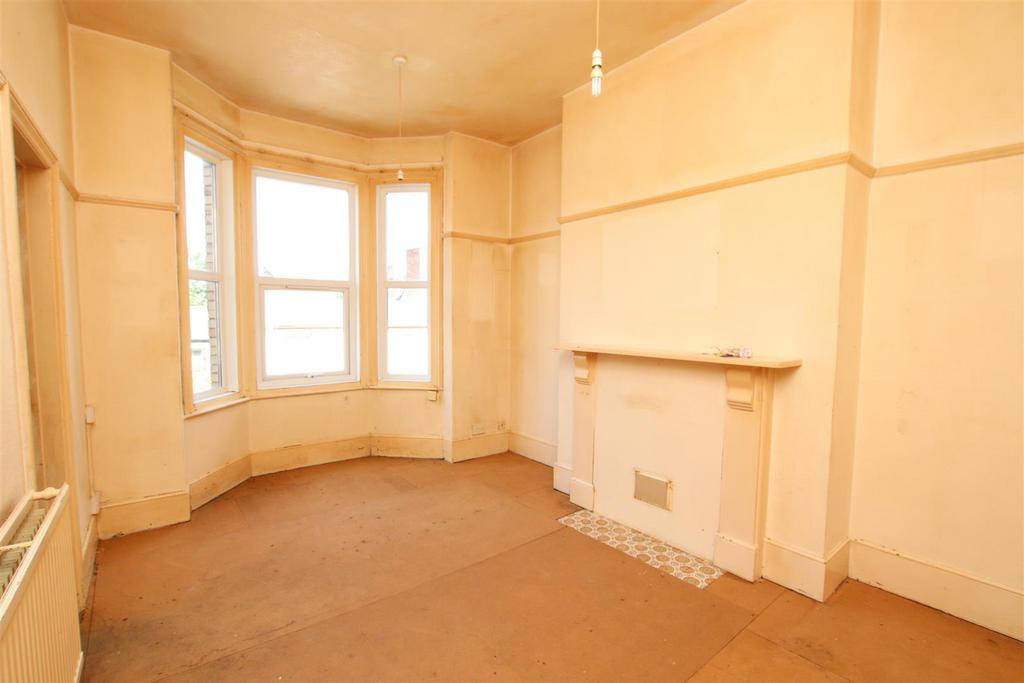 Living Room.JPG