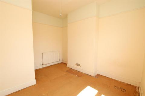 Flat 3, 117 Old Tiverton Road, Exeter, EX4 6LD