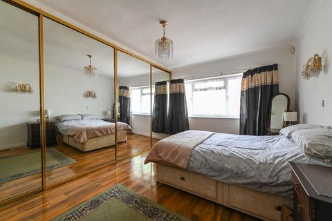 33 Alexandra Crescent, Bromley, BR1 4ET