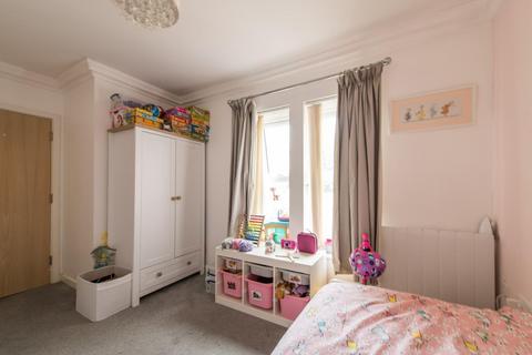 25 Cochrane Drive, Dartford, DA1 2GE