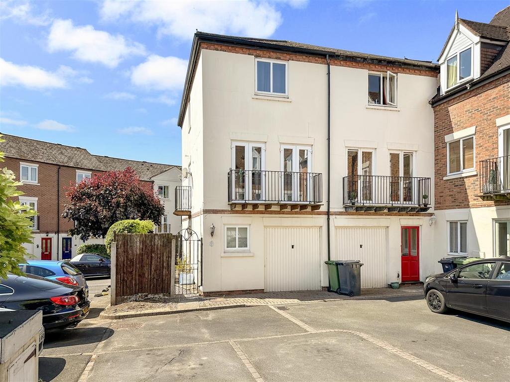 Severnside Mill, Bewdley 3 bed end of terrace house £850 pcm (£196 pw)