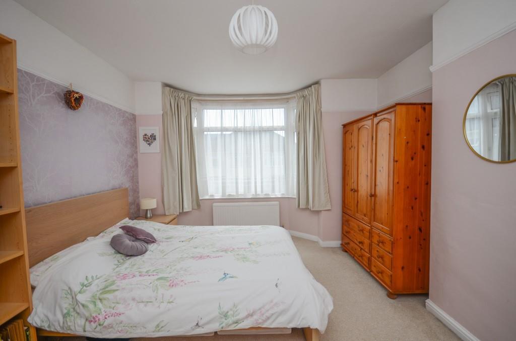 Bedroom two pic 2.jpg