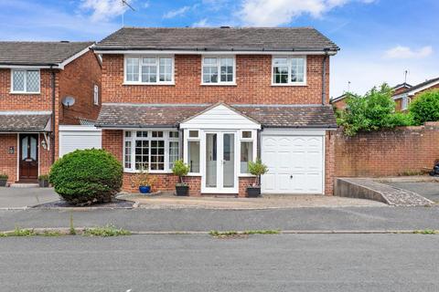 4 bedroom link detached house for sale, Hollyberry Close , Redditch, B980QT