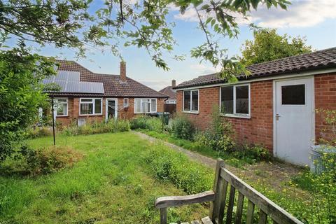 3 Kendal Close, Aylesbury, HP21 7HR