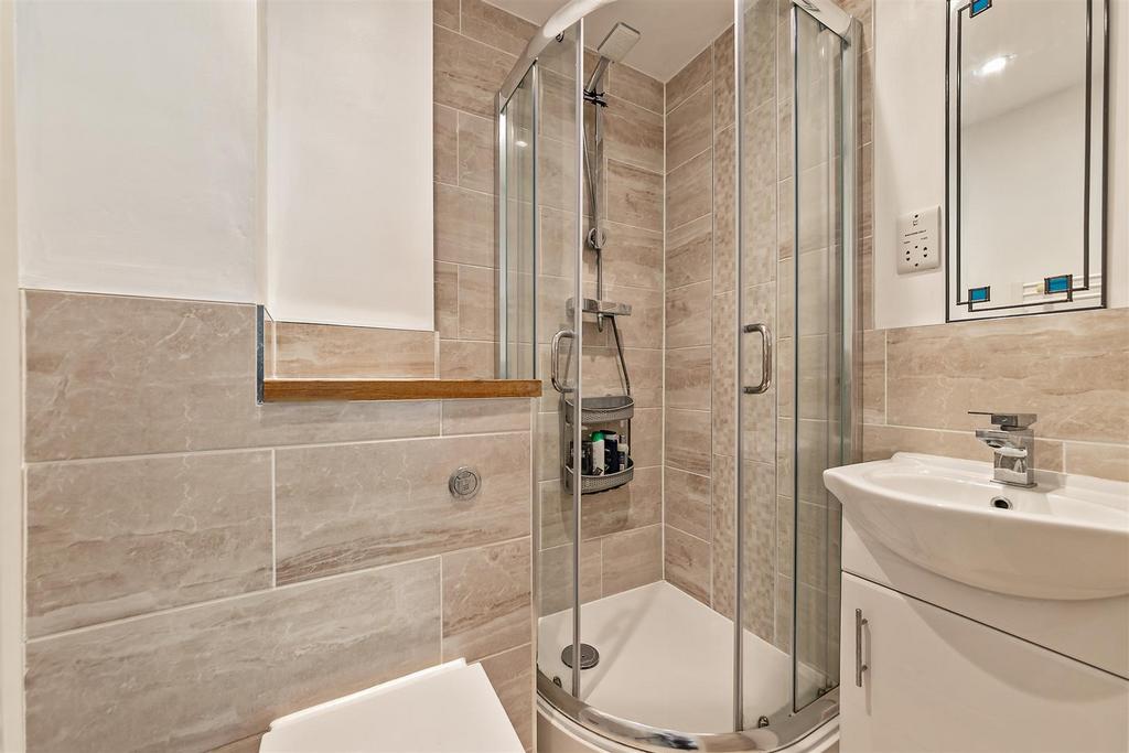 20 Brookside Court-15.jpg