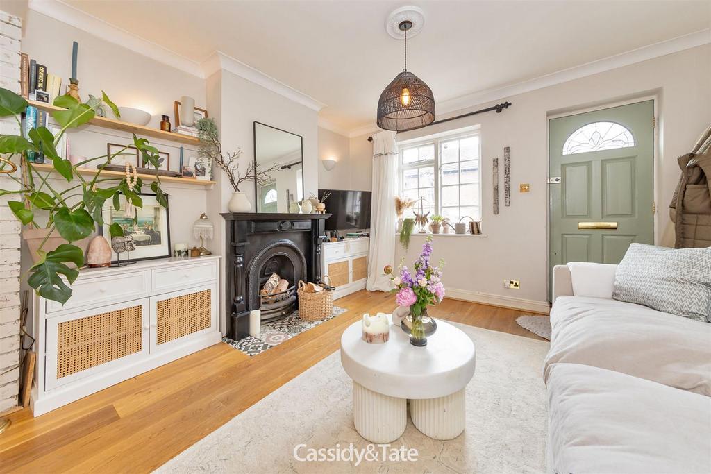 Bardwell Road, St. Albans 2 bed terraced house for sale £695,000