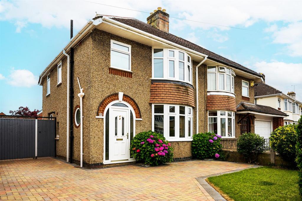 Parkside Drive, Churchdown, Gloucester 3 bed semidetached house £390,000