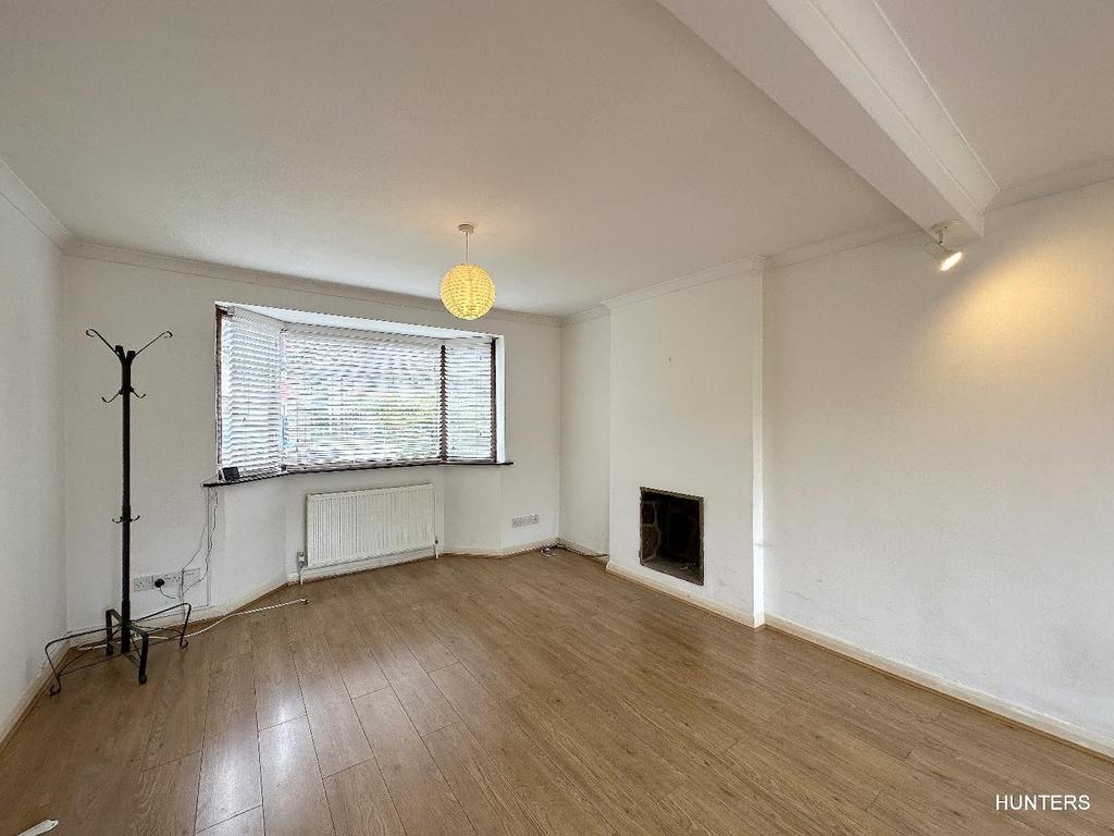 Shaldon Drive, Morden 3 bed end of terrace house £2,000 pcm (£462 pw)