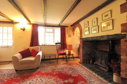 2 bedroom cottage for sale - Lower Road, Castle Rising